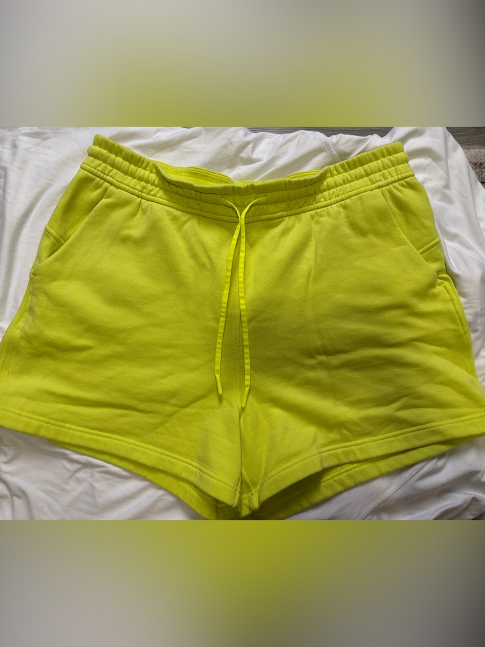 lululemon Loungeful High Rise Short 4"